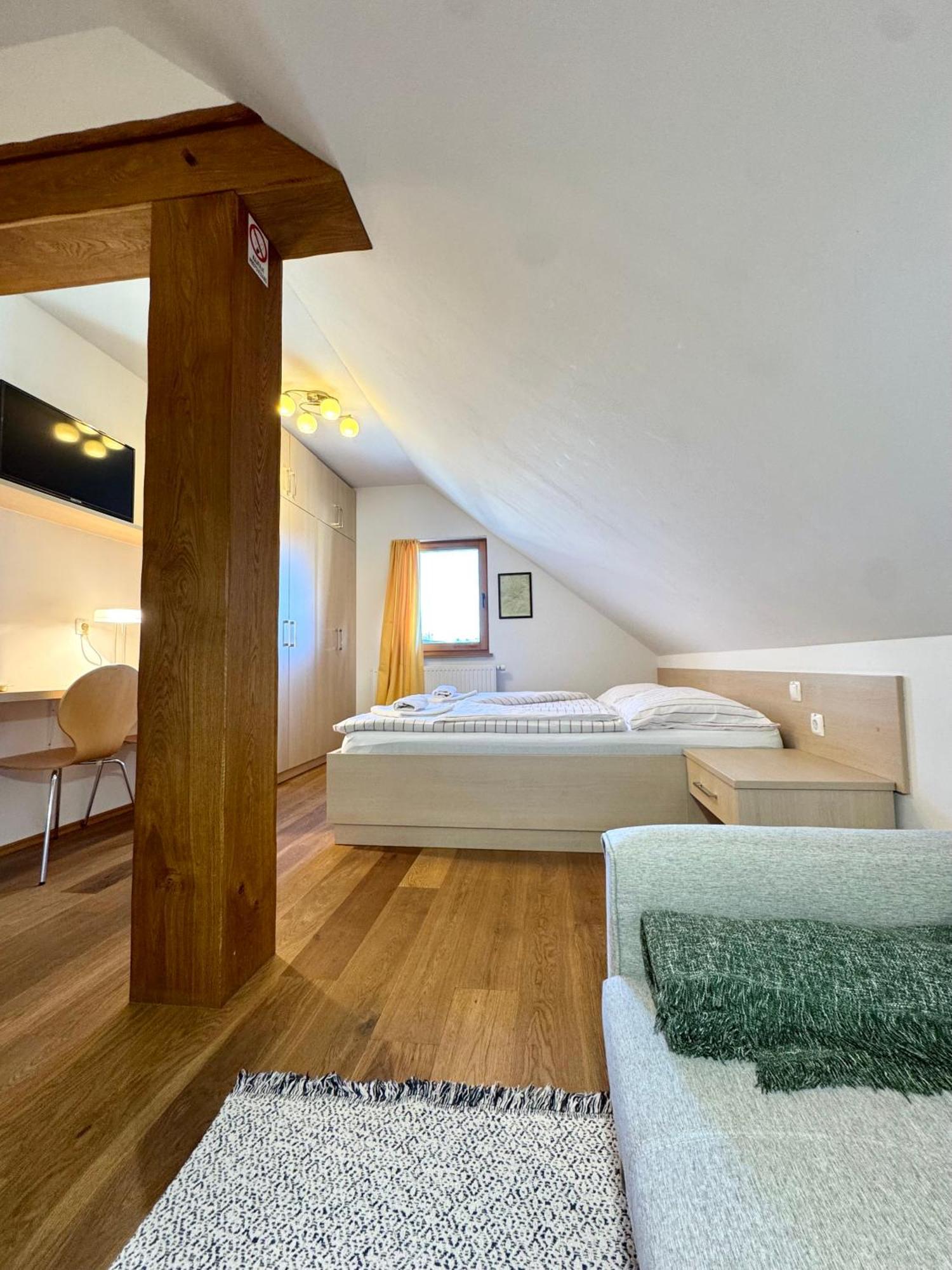 Guest House Domacija Krnc Hrib pri Hinjah 외부 사진