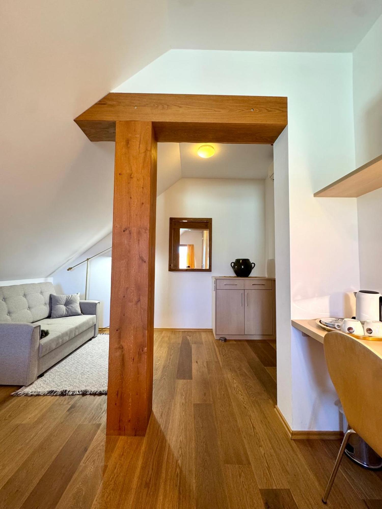 Guest House Domacija Krnc Hrib pri Hinjah 외부 사진