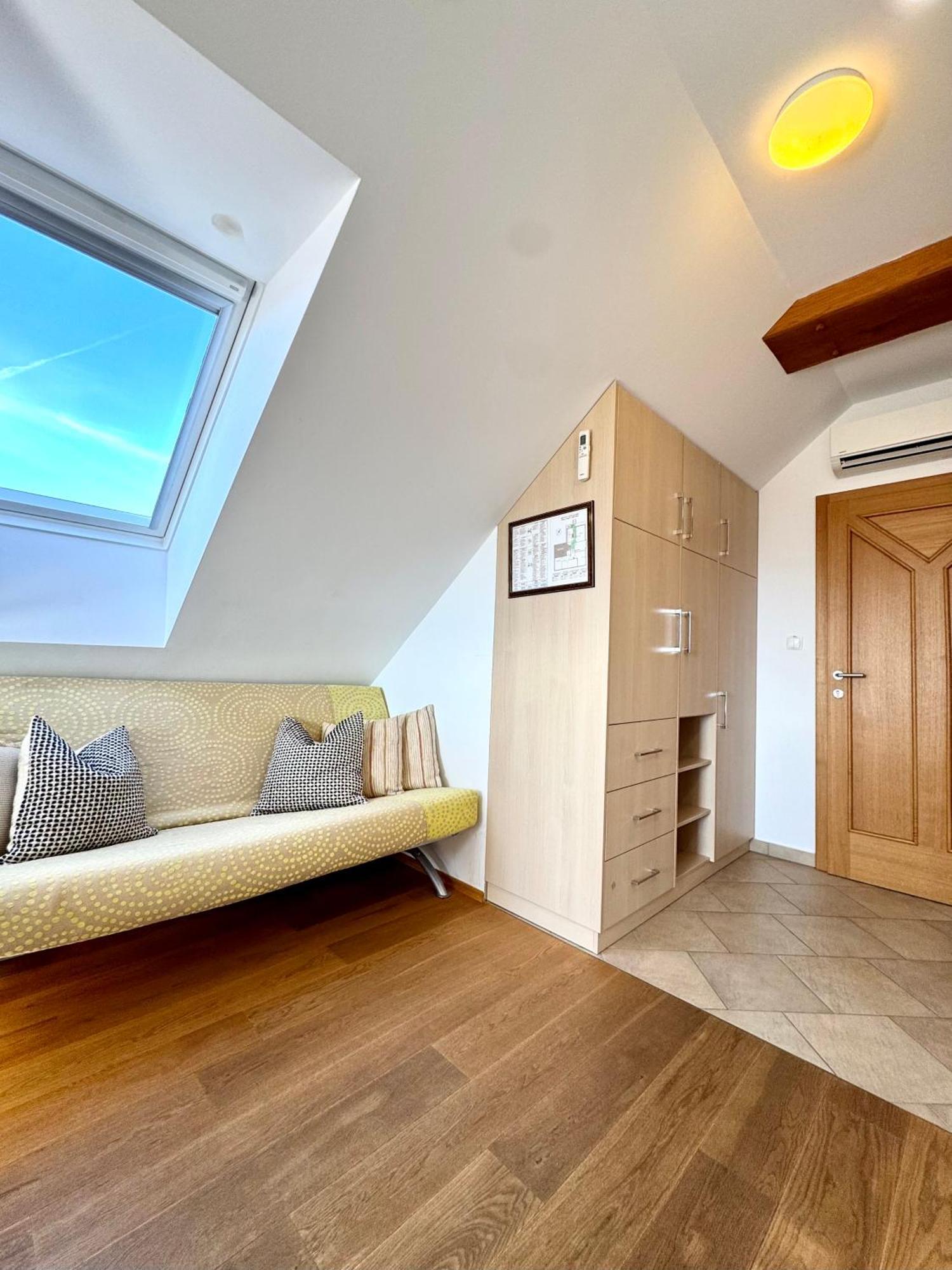 Guest House Domacija Krnc Hrib pri Hinjah 외부 사진